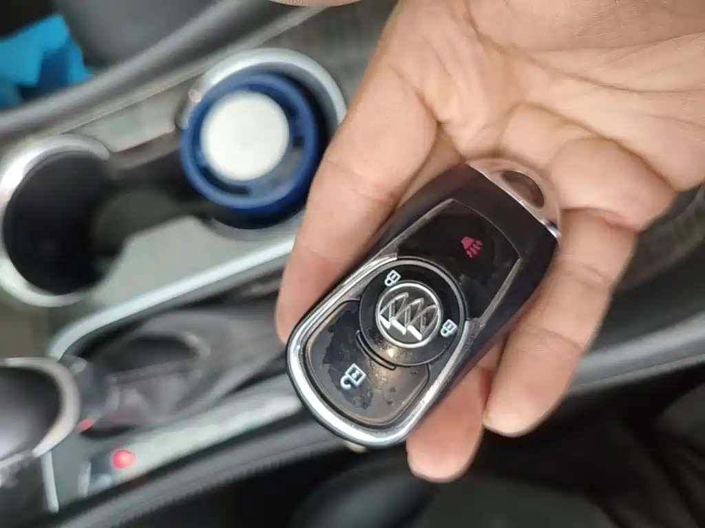 Buick Envision Plus — миниатюра 9