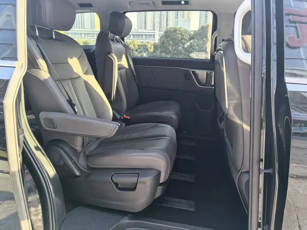 SAIC MAXUS EVERYONE 7