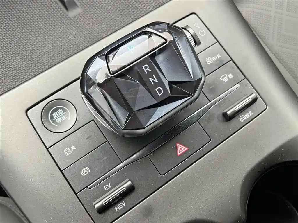 BYD Qin Plus — фотографии объявления, Фото 14