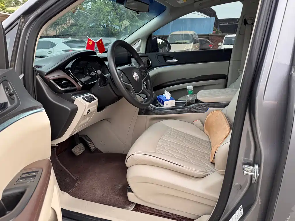 Buick GL8 2021 652T Comfort