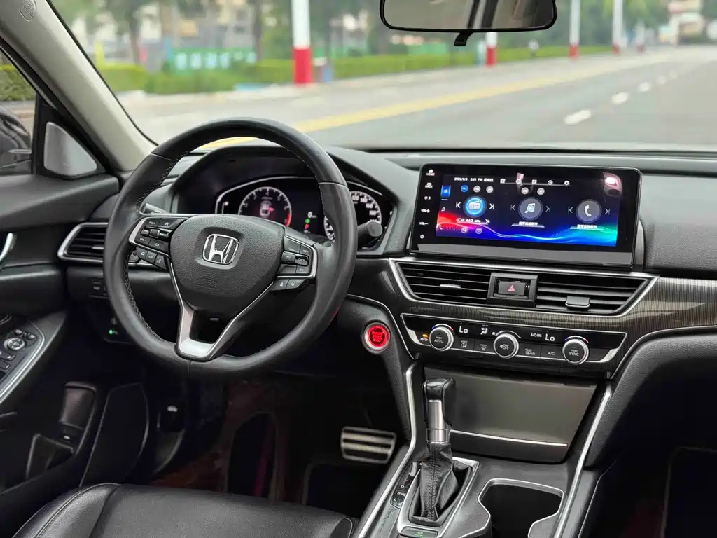 Honda Accord 2022 260TURBO Luxury