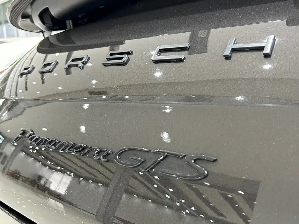 Porsche Panamera 2012 Panamera GTS 4.8L
