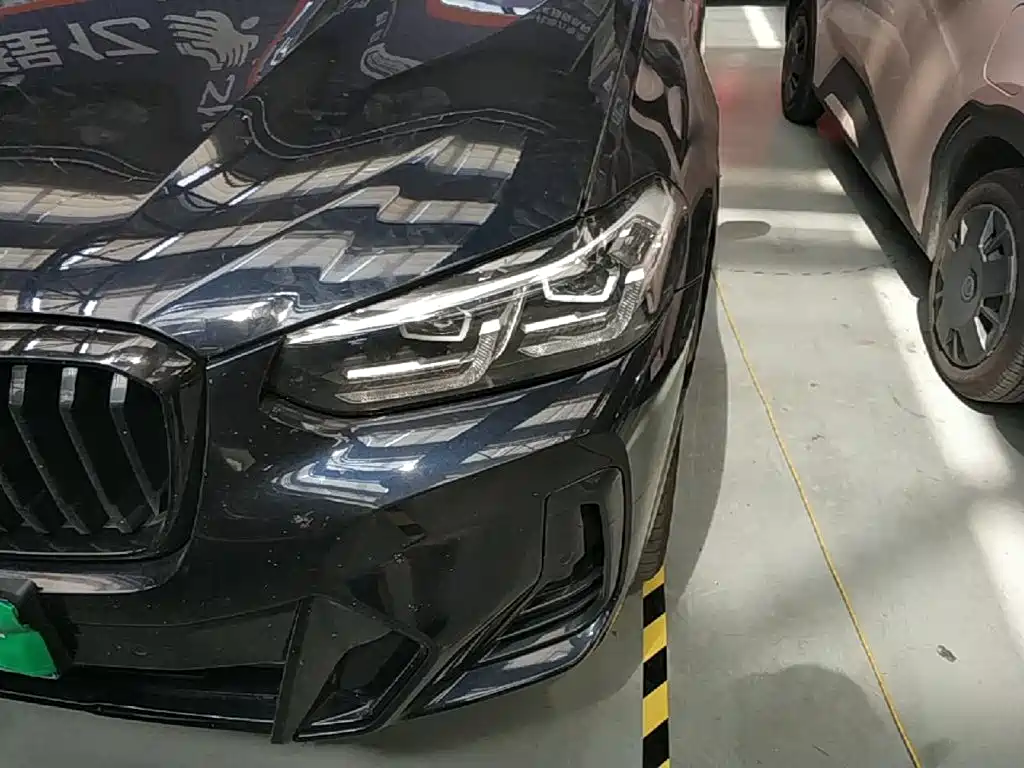 BMW X3 — миниатюра 24