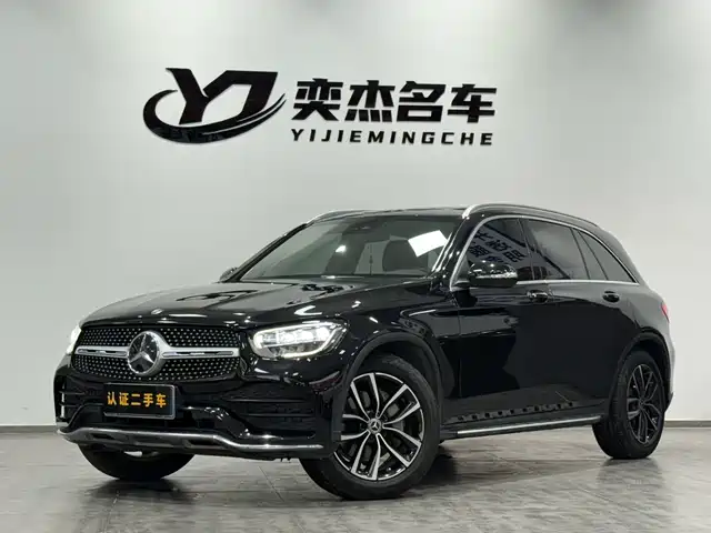 MERCEDES-BENZ GLC