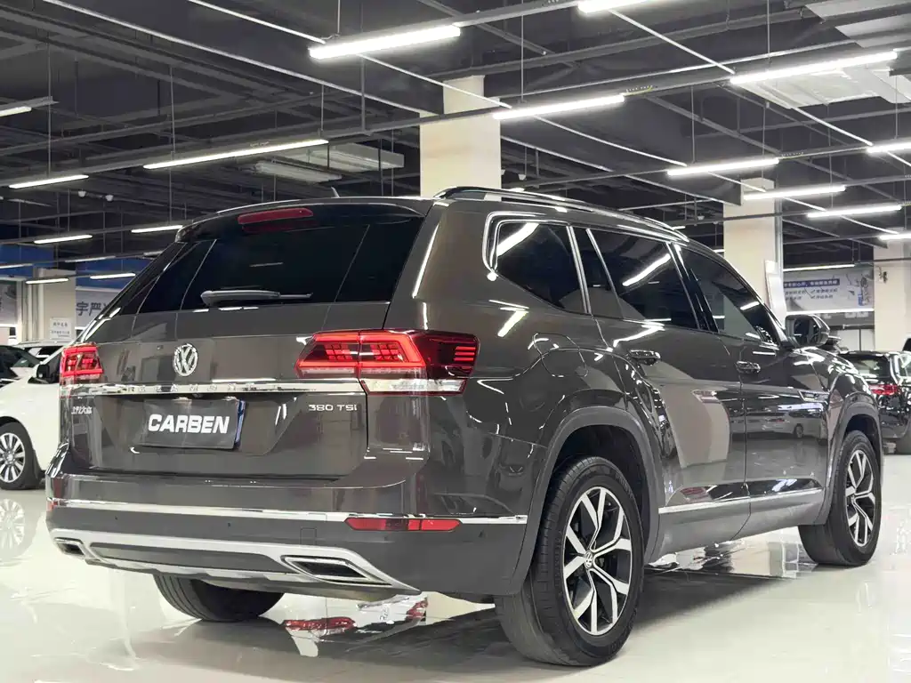 Volkswagen Teramont — миниатюра 3