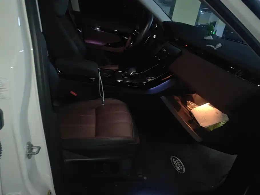 Land Rover Evoque — миниатюра 8