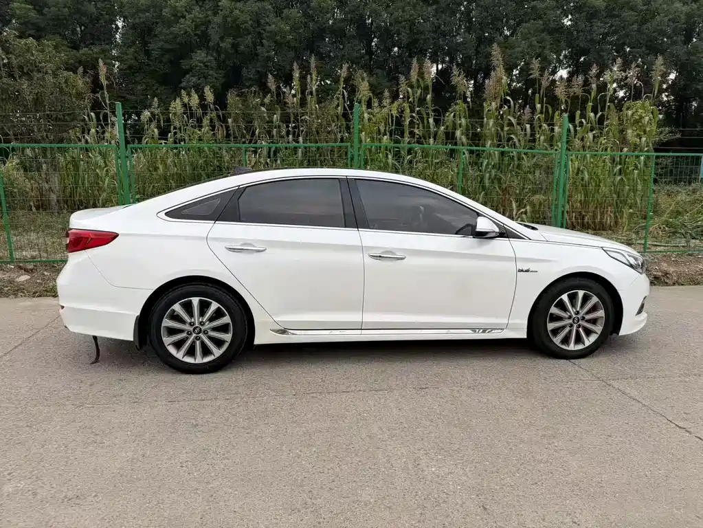 Hyundai Sonata — миниатюра 14