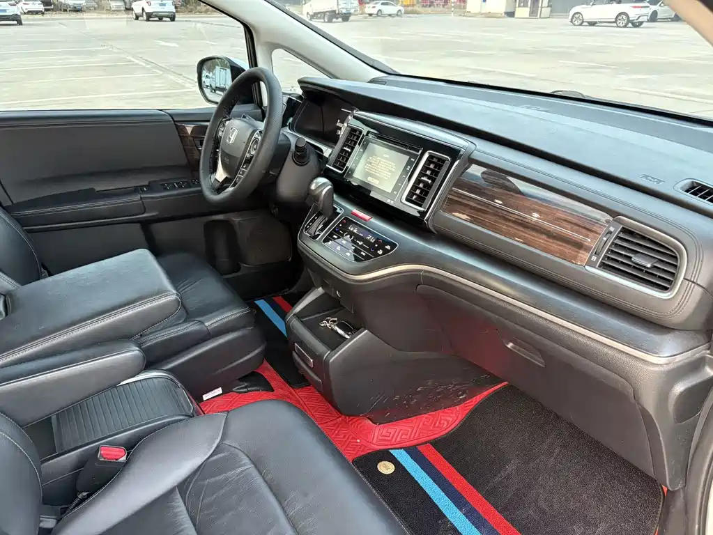 Honda Elysion — миниатюра 18
