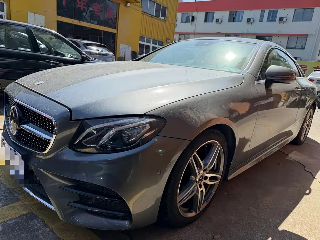 MERCEDES-BENZ E CLASS