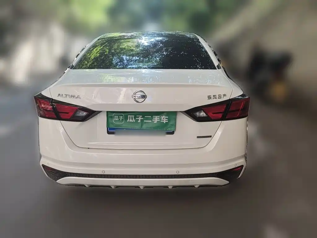 Nissan Teana — миниатюра 5
