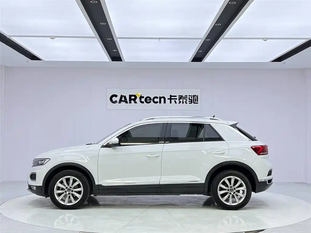VOLKSWAGEN T ROC EXPLORING SONGS