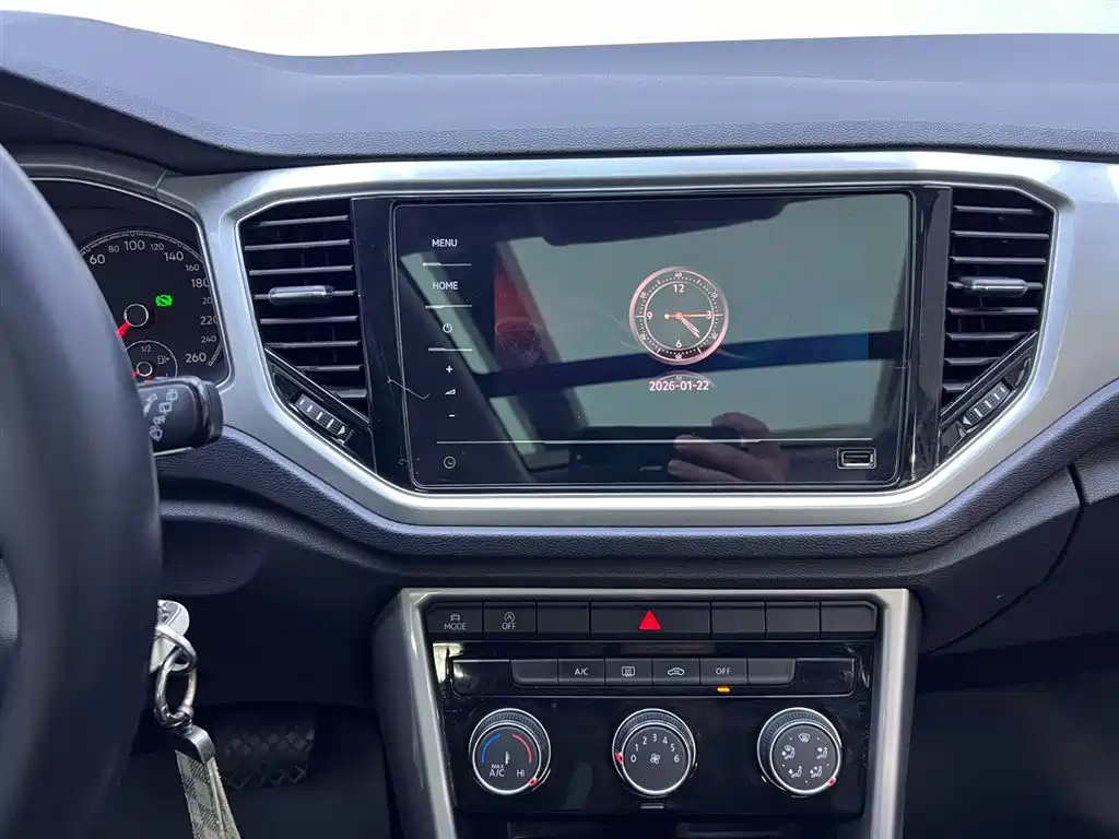 VOLKSWAGEN T ROC EXPLORING SONGS