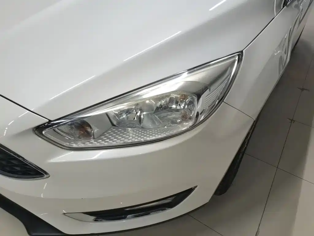 Ford Focus — миниатюра 24