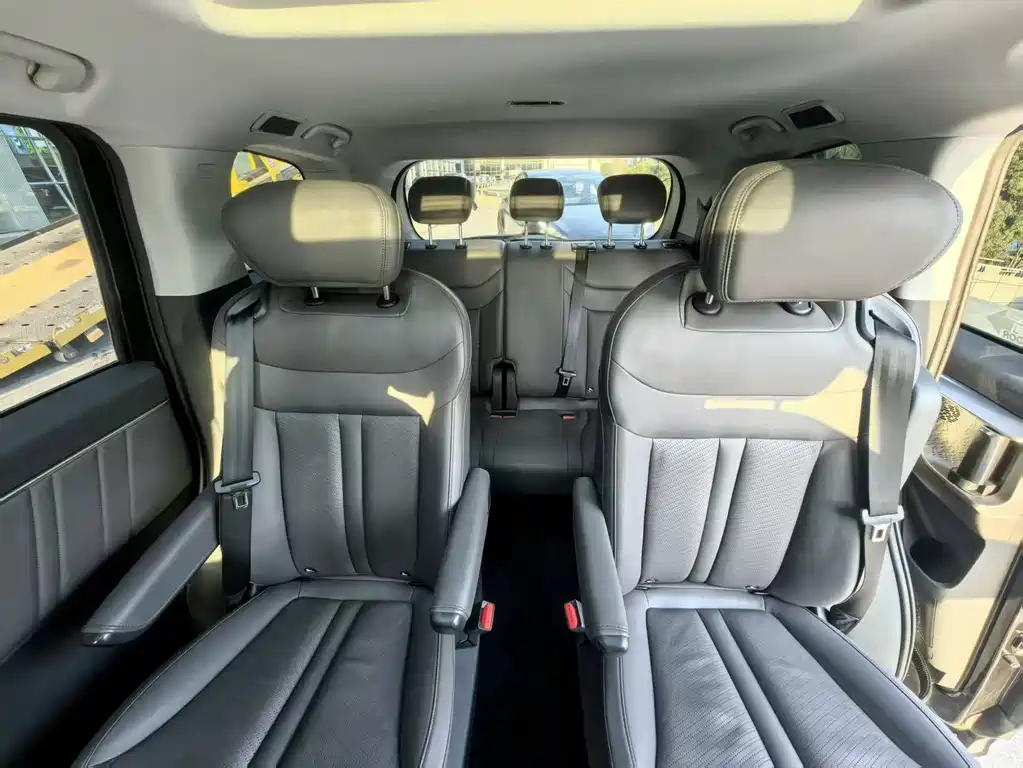 SAIC MAXUS EVERYONE 7