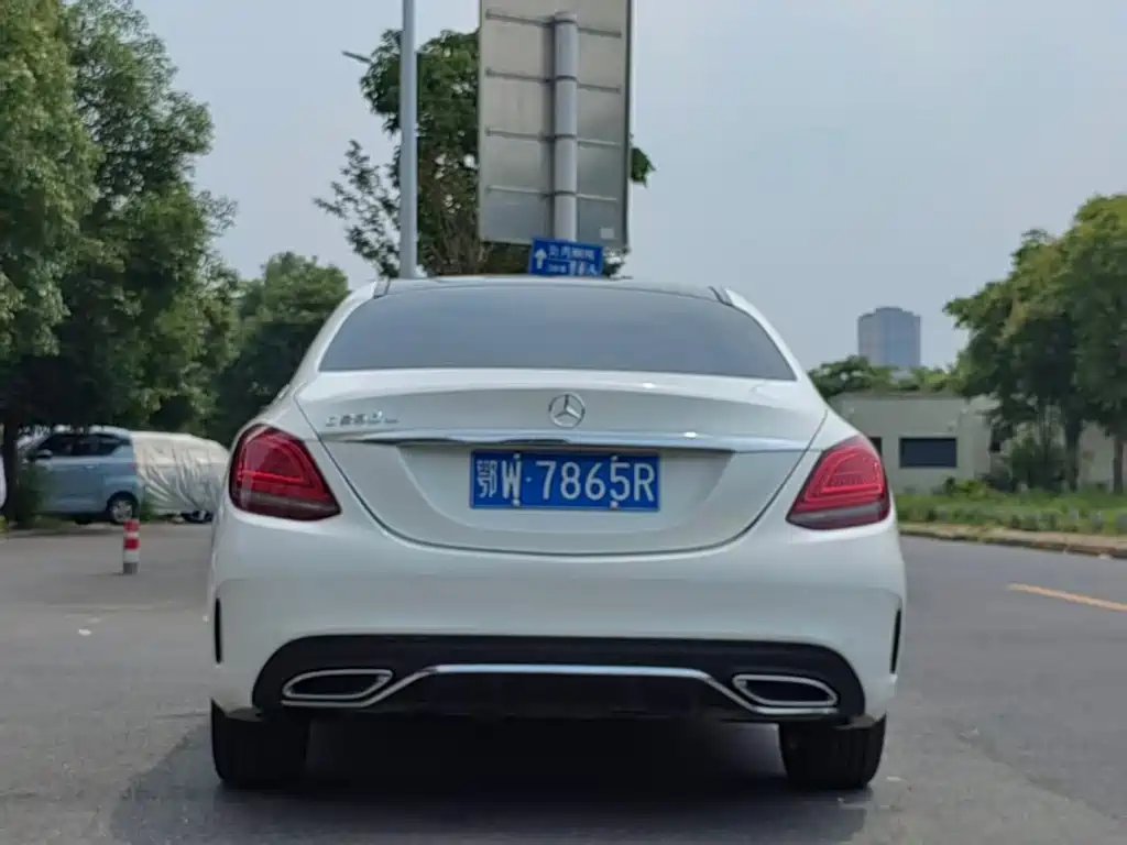 Mercedes-Benz C-Class — миниатюра 8