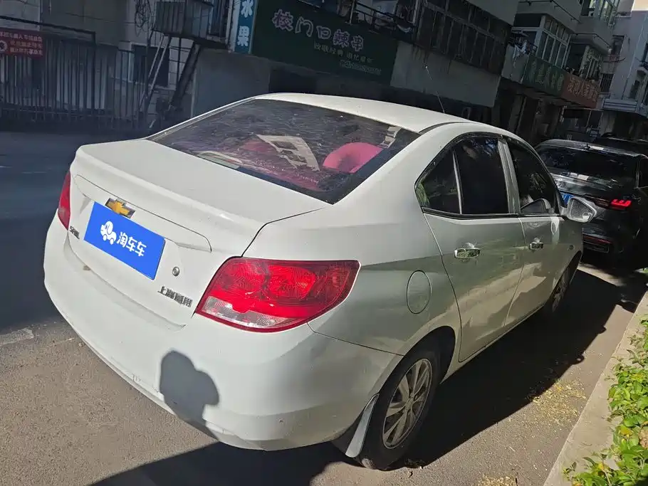 Chevrolet Sail — миниатюра 3