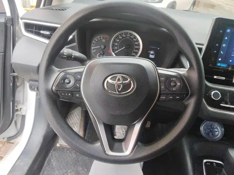 Toyota Corolla — миниатюра 15