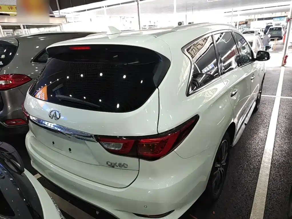 Infiniti QX60 (Import) — миниатюра 7