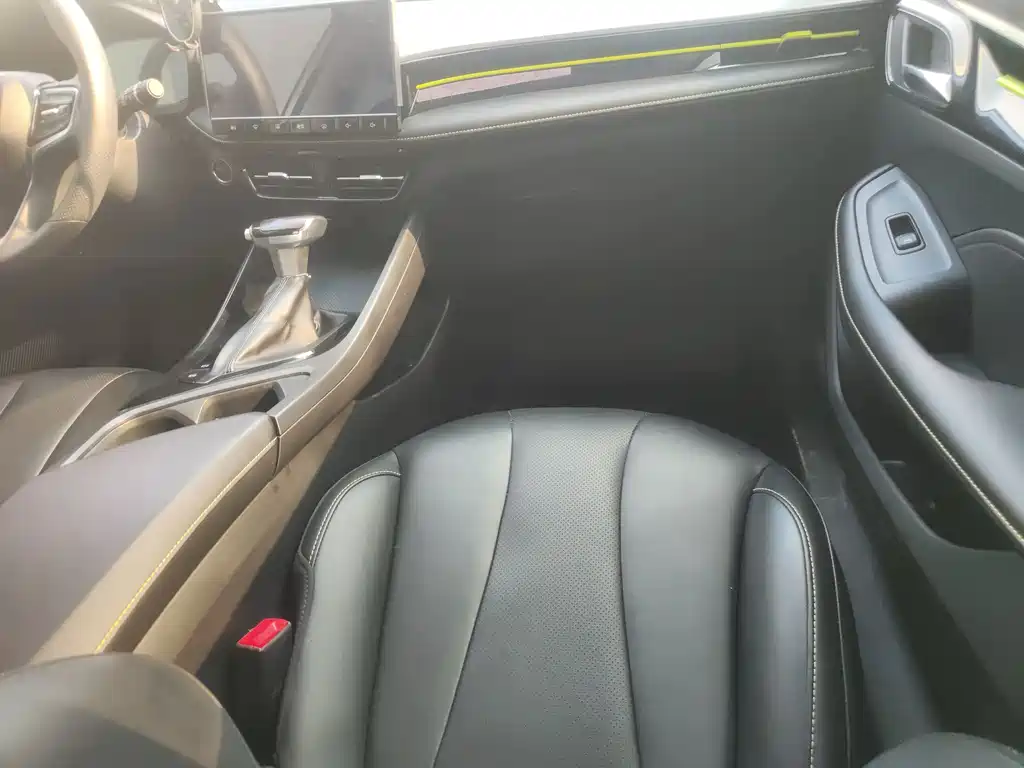 Roewe i5 — миниатюра 6