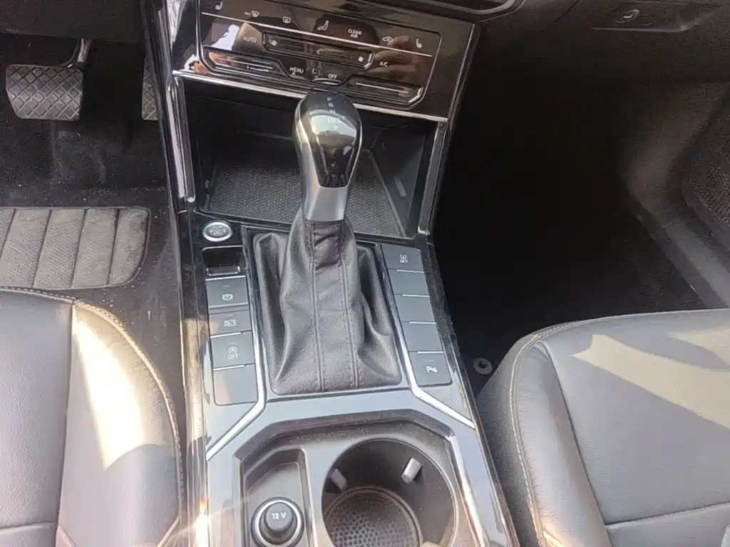Volkswagen Passat — миниатюра 14