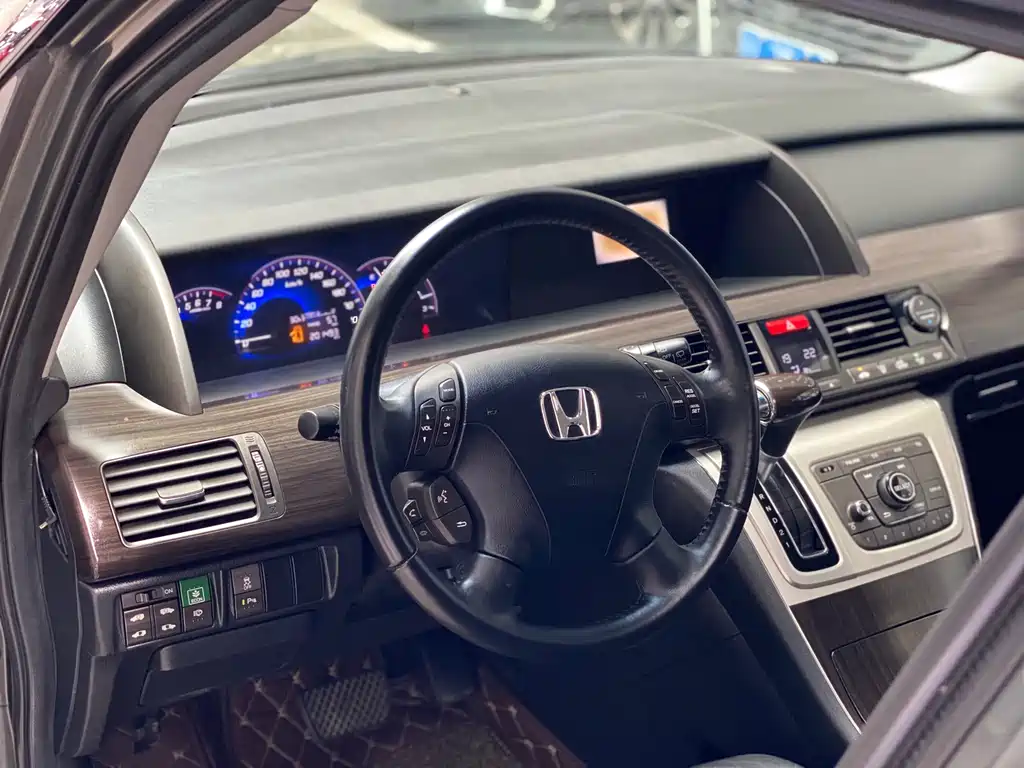 Honda Elysion — миниатюра 5