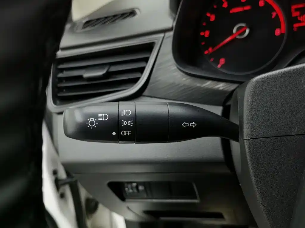Baojun 310 — миниатюра 21