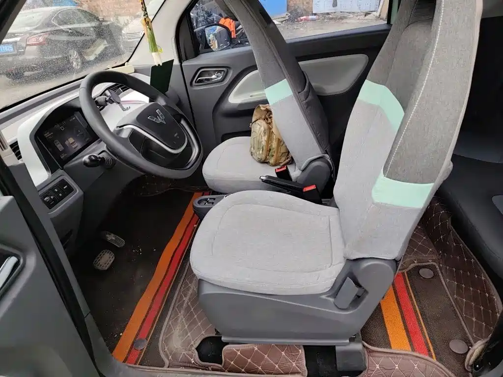 Wuling MINIEV — миниатюра 8