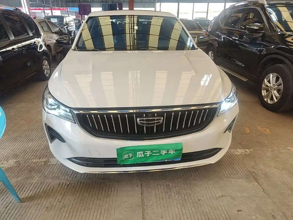 Geely Emgrand — миниатюра 3