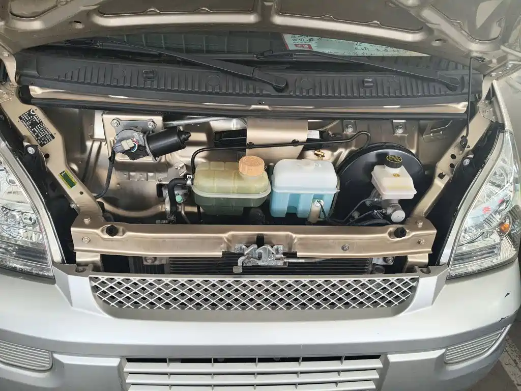 Wuling Rongguang — миниатюра 15