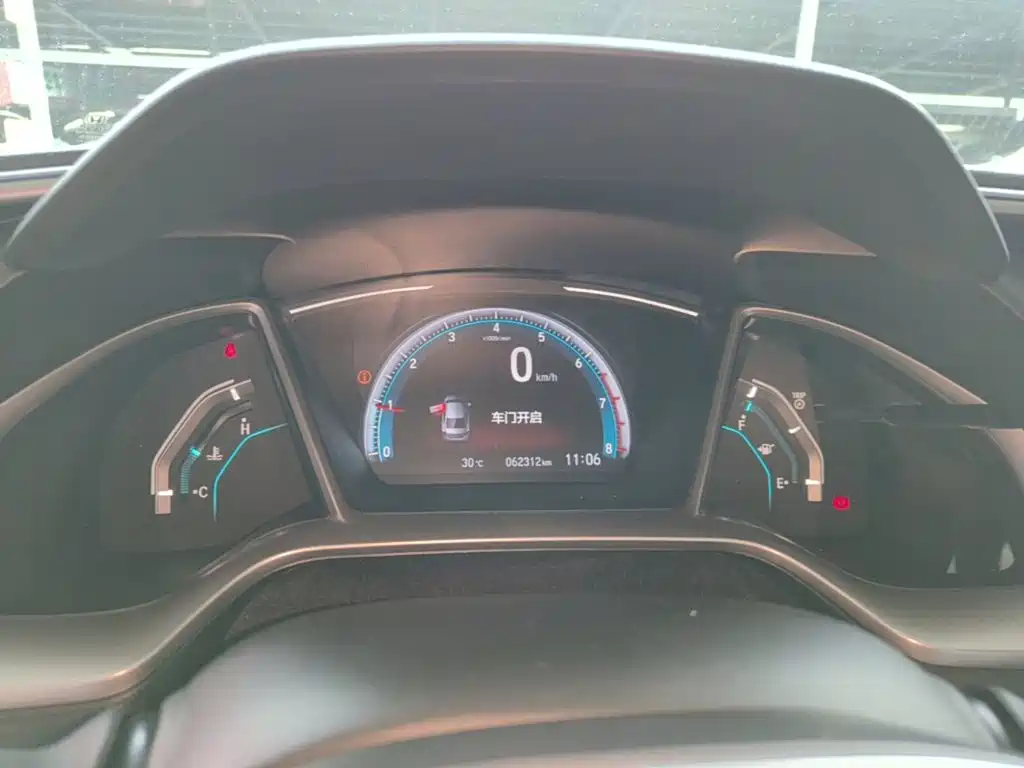 Honda Civic — миниатюра 12
