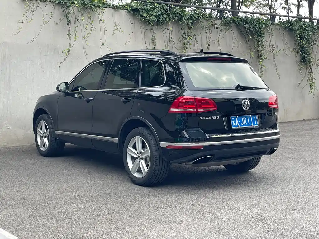 Volkswagen Touareg — миниатюра 4