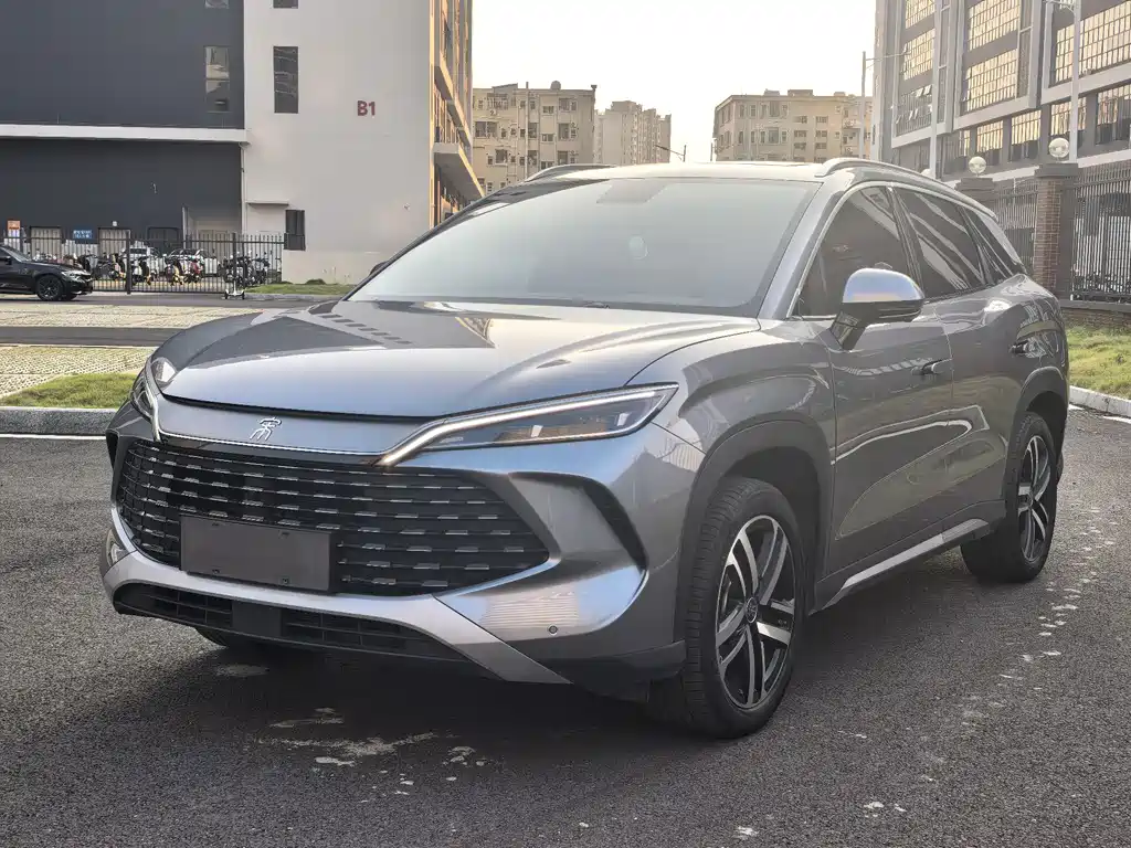 BYD L DM-i