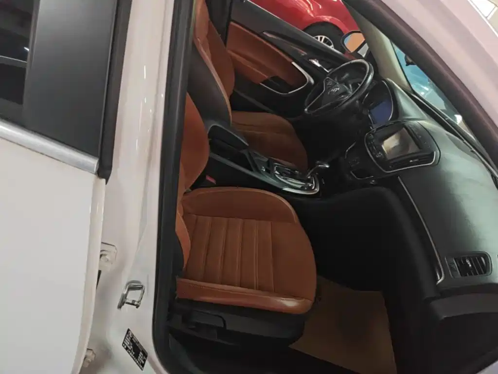 Buick Regal — миниатюра 25