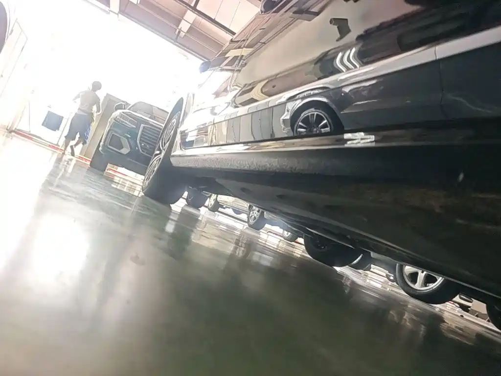 Volkswagen Passat — миниатюра 21