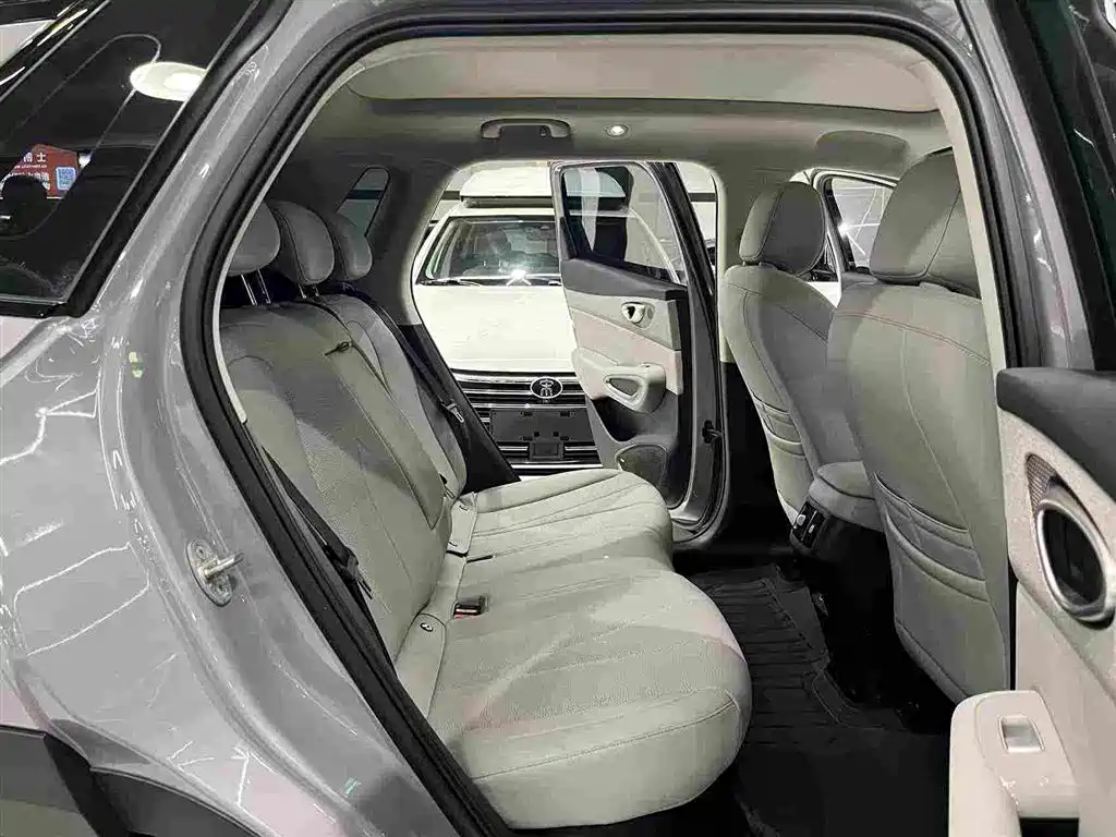 BYD Sealion 05 EV — миниатюра 15