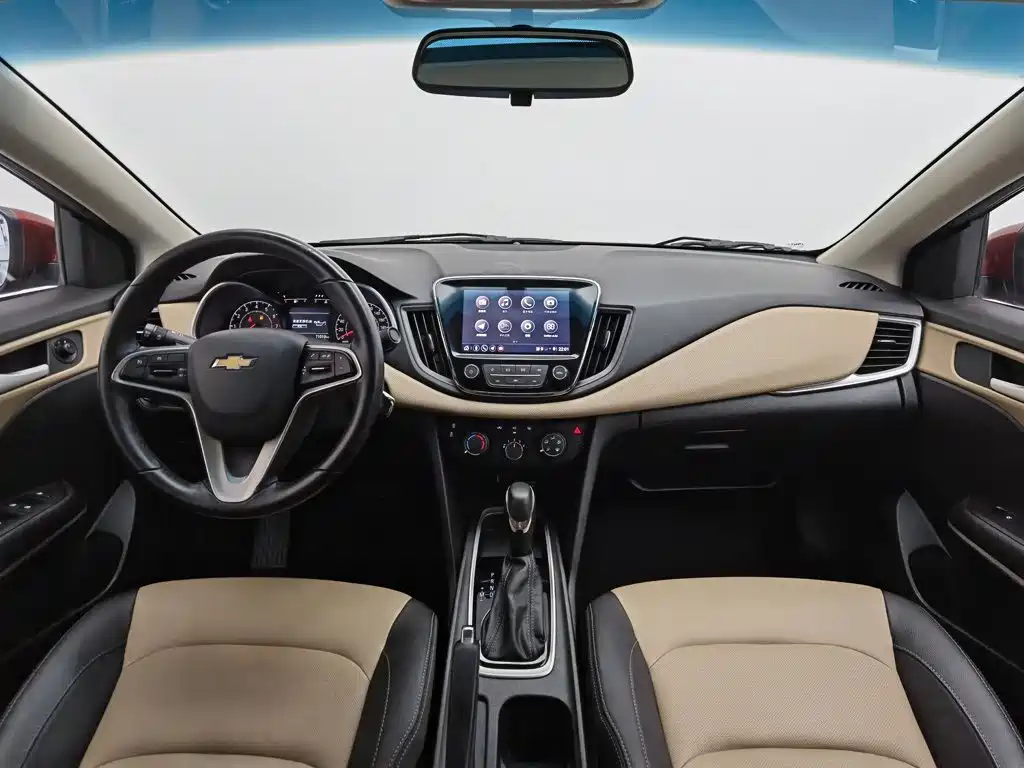 Chevrolet Monza 2020 320 AT Enjoy