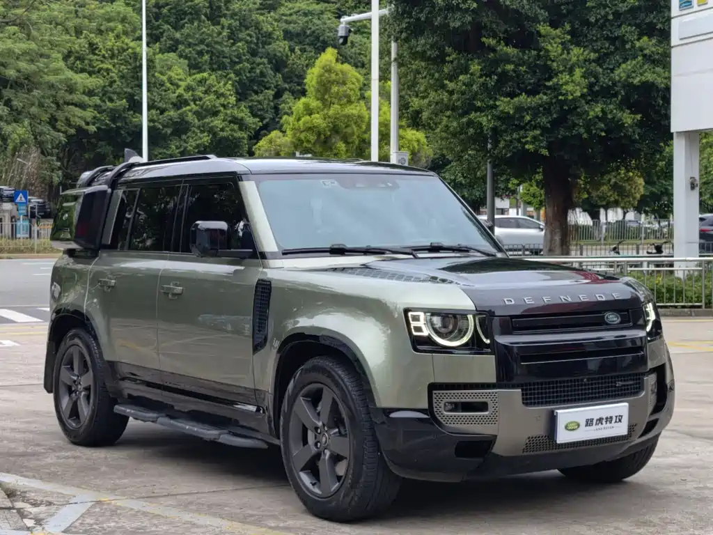 Land Rover Defender — миниатюра 3