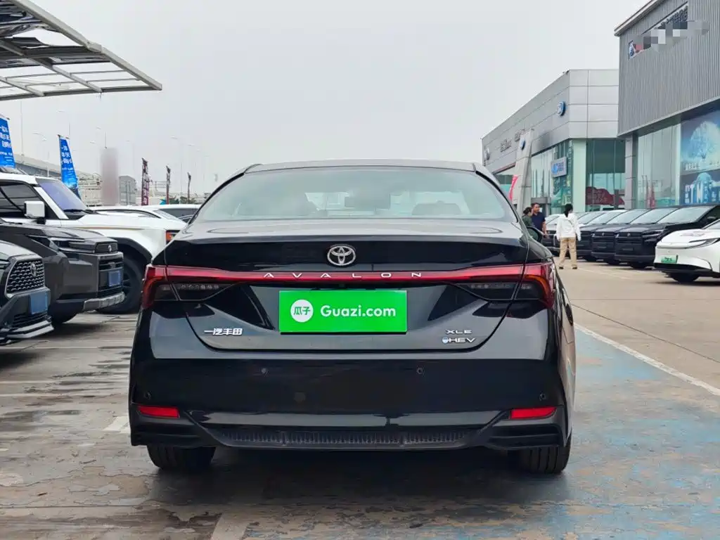 Toyota Avalon — миниатюра 6