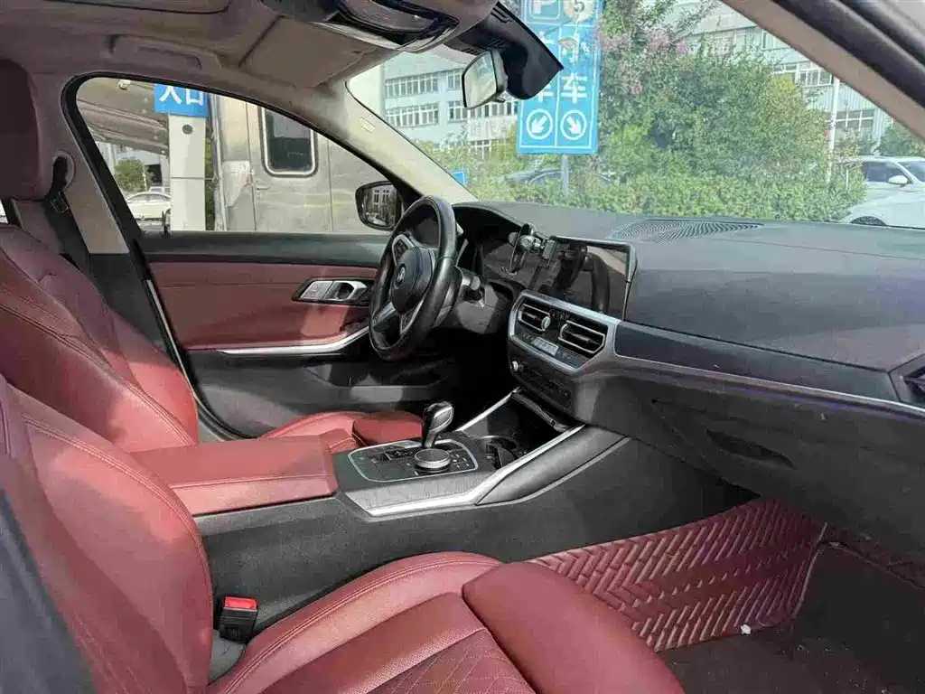 BMW 3 Series — миниатюра 8