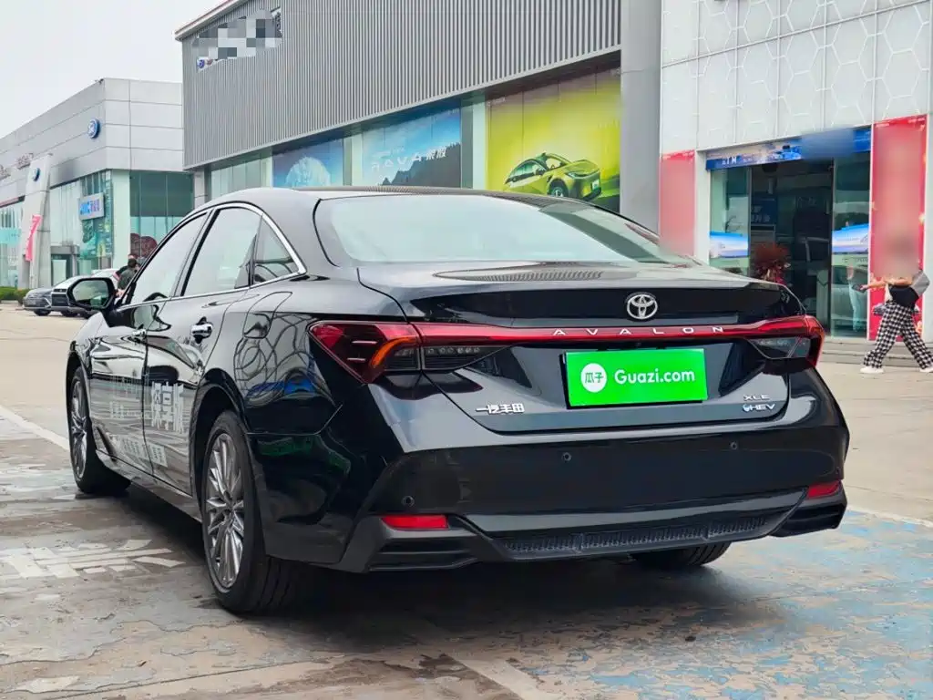 Toyota Avalon — миниатюра 5