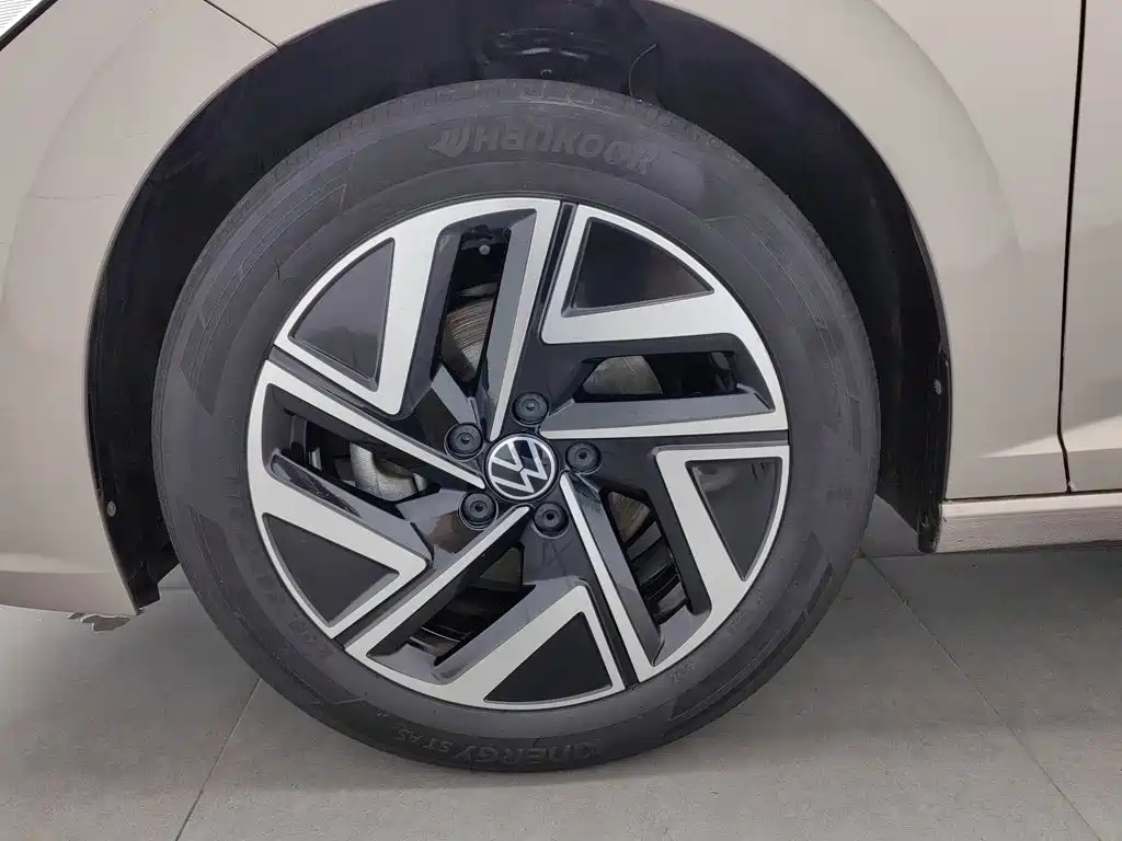 Volkswagen Sagitar — миниатюра 17