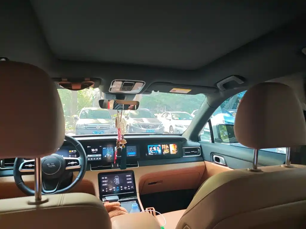 Li Auto Li ONE — миниатюра 19