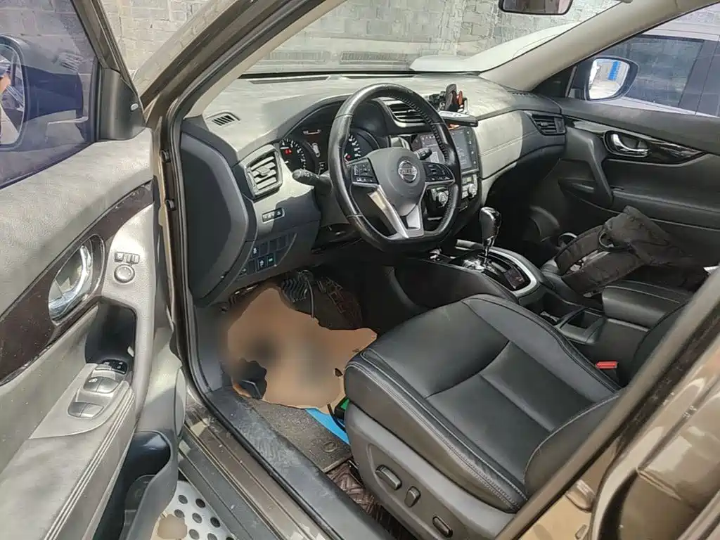 Nissan X-Trail — миниатюра 16