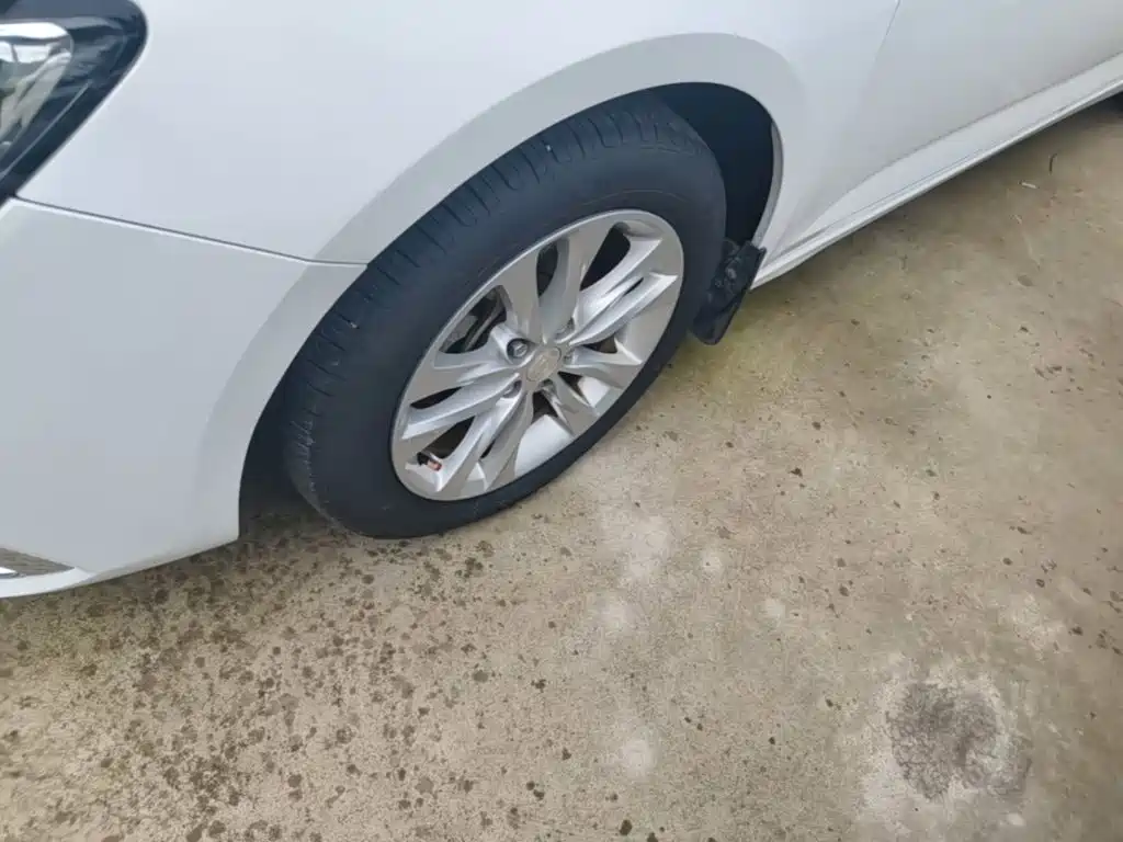 Buick Verano — миниатюра 23