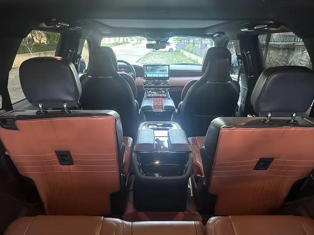 Lincoln Navigator — миниатюра 19