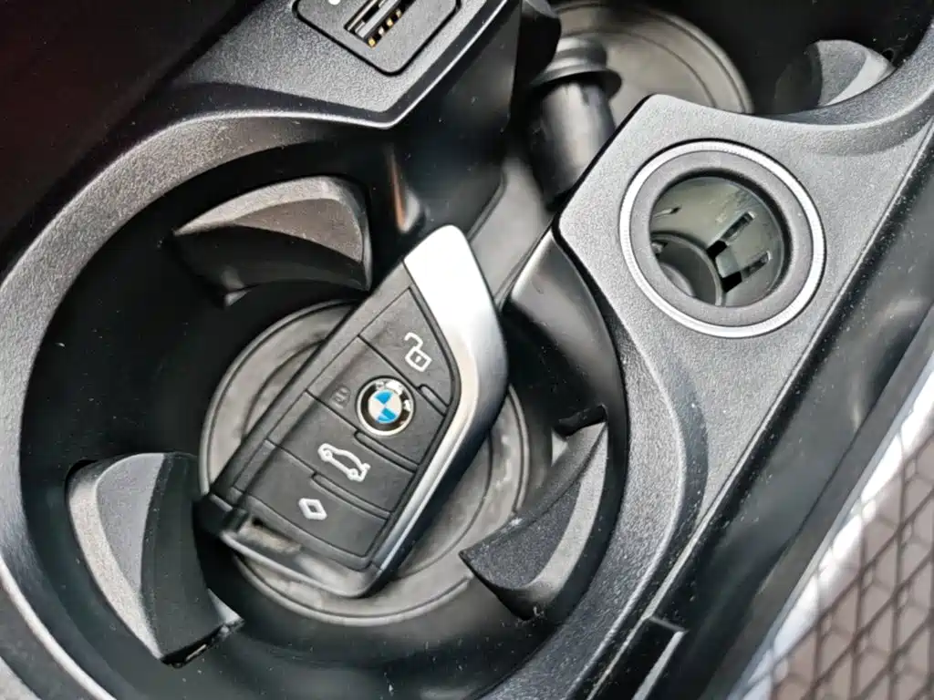 BMW 3 Series — миниатюра 9