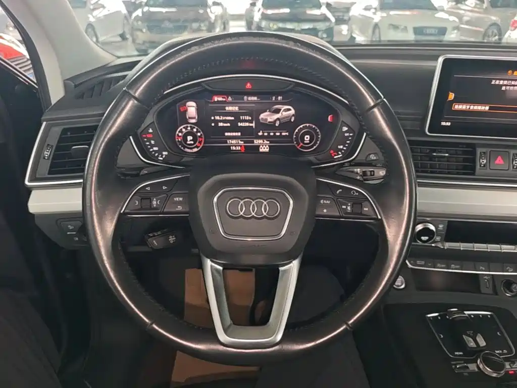 Audi Q5L — миниатюра 11