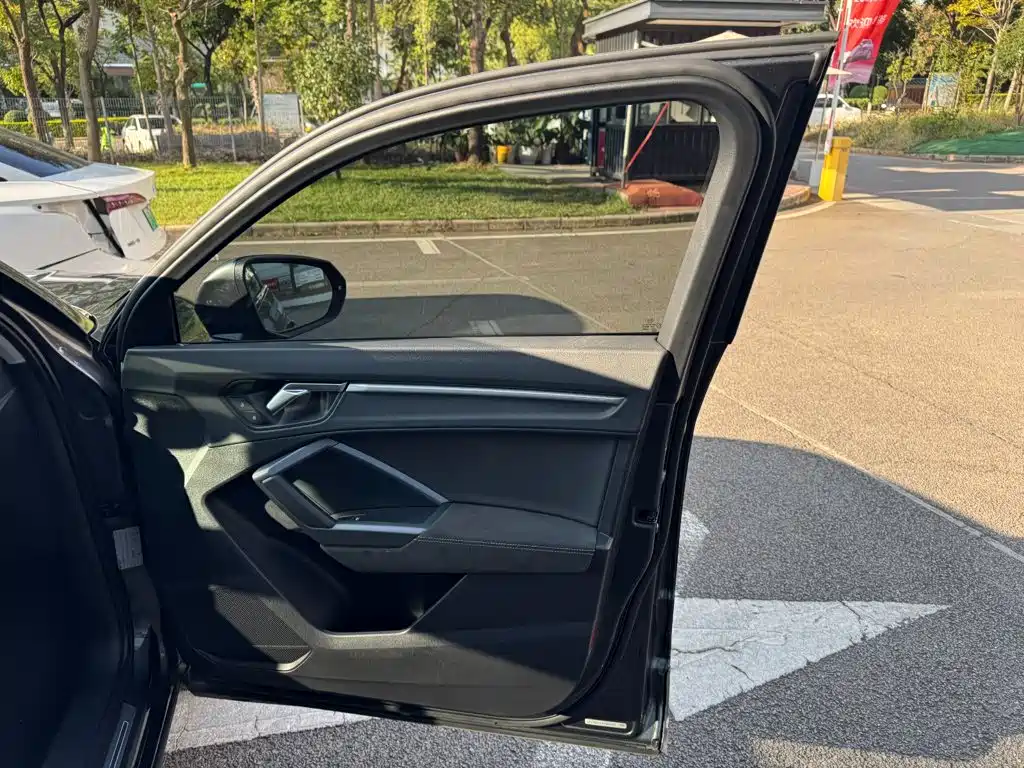 Audi Q3 Sportback — миниатюра 24