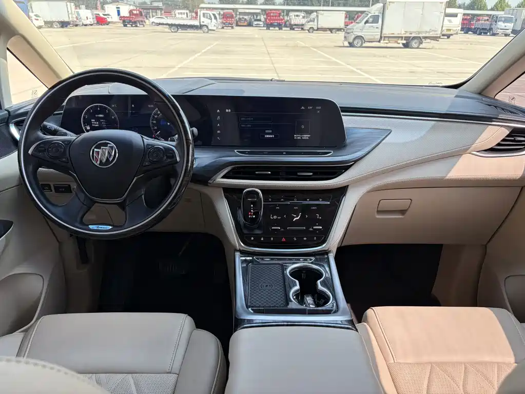 Buick GL8 — миниатюра 8