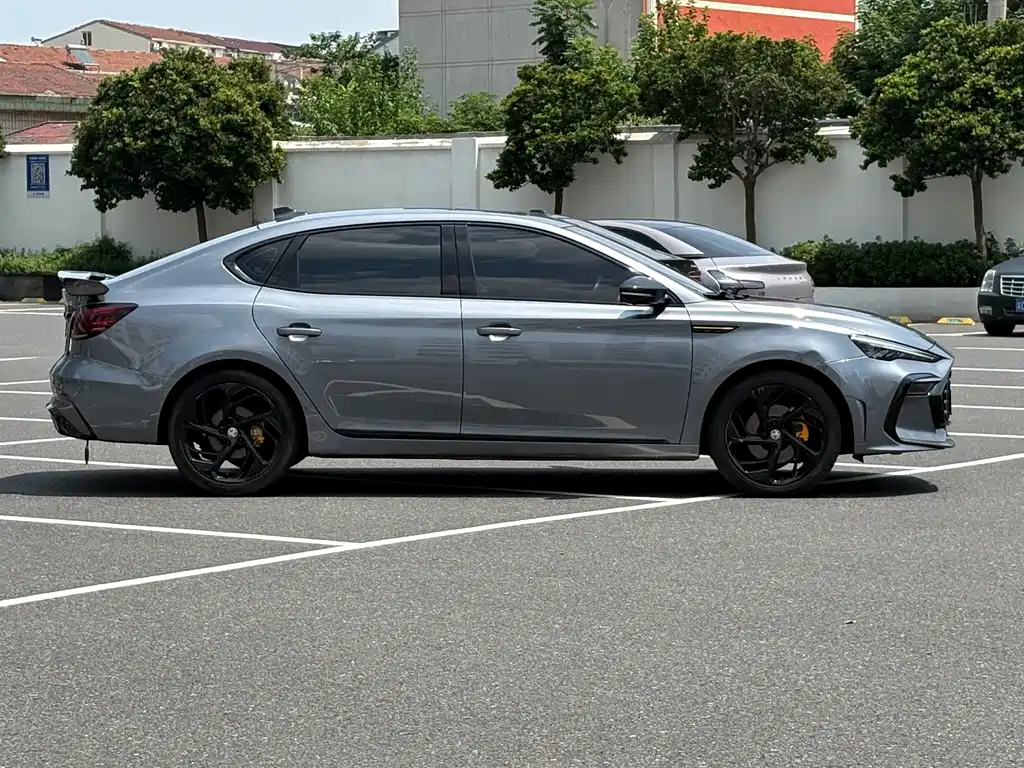 MG MG6 — миниатюра 3